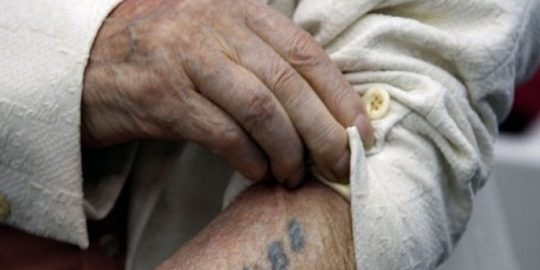 Je suis survivant de la Shoah - I'm a Holocauste Survivor